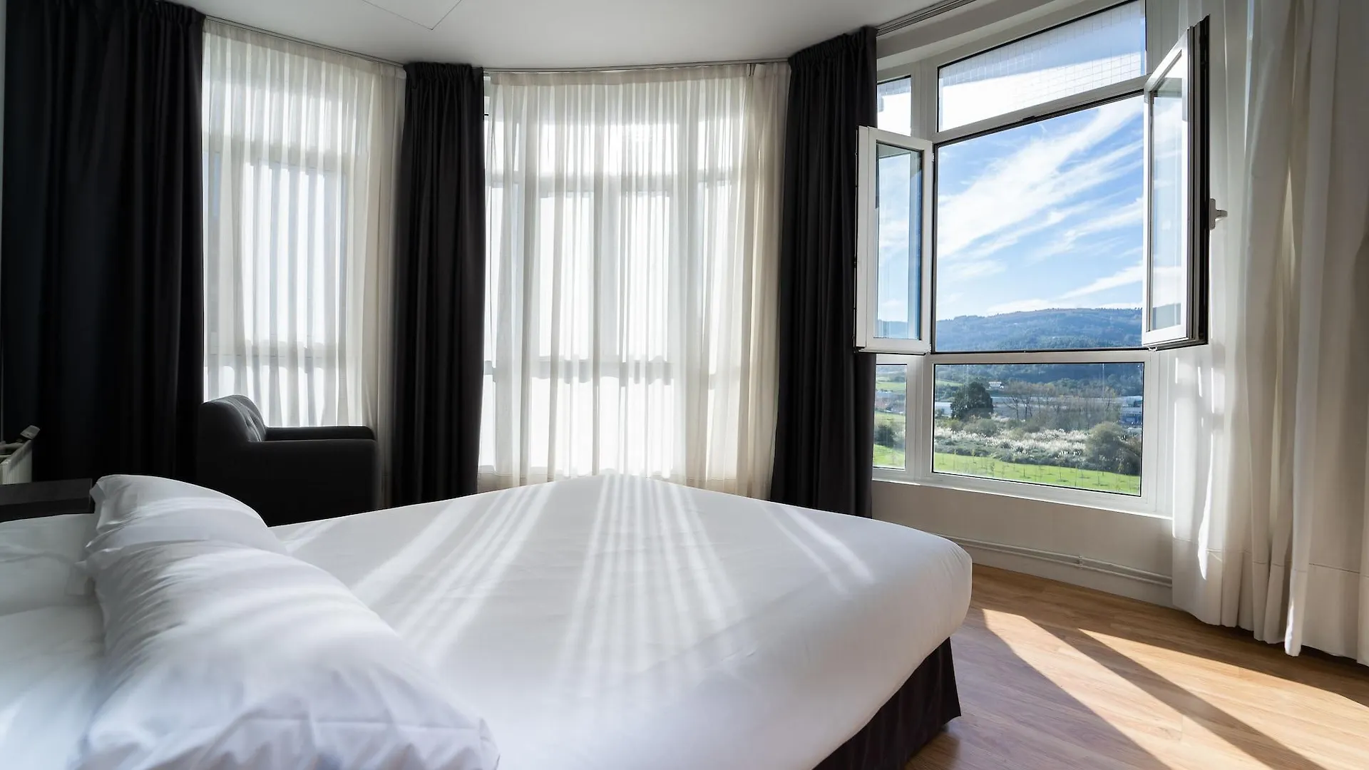 Hotel Seminario Aeropuerto Bilbao Derio Spain