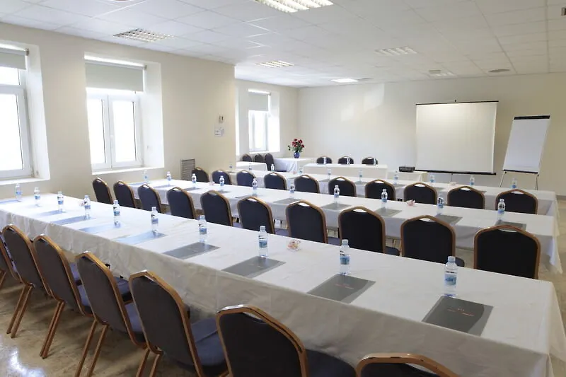 Hotel Seminario Aeropuerto Bilbao Derio